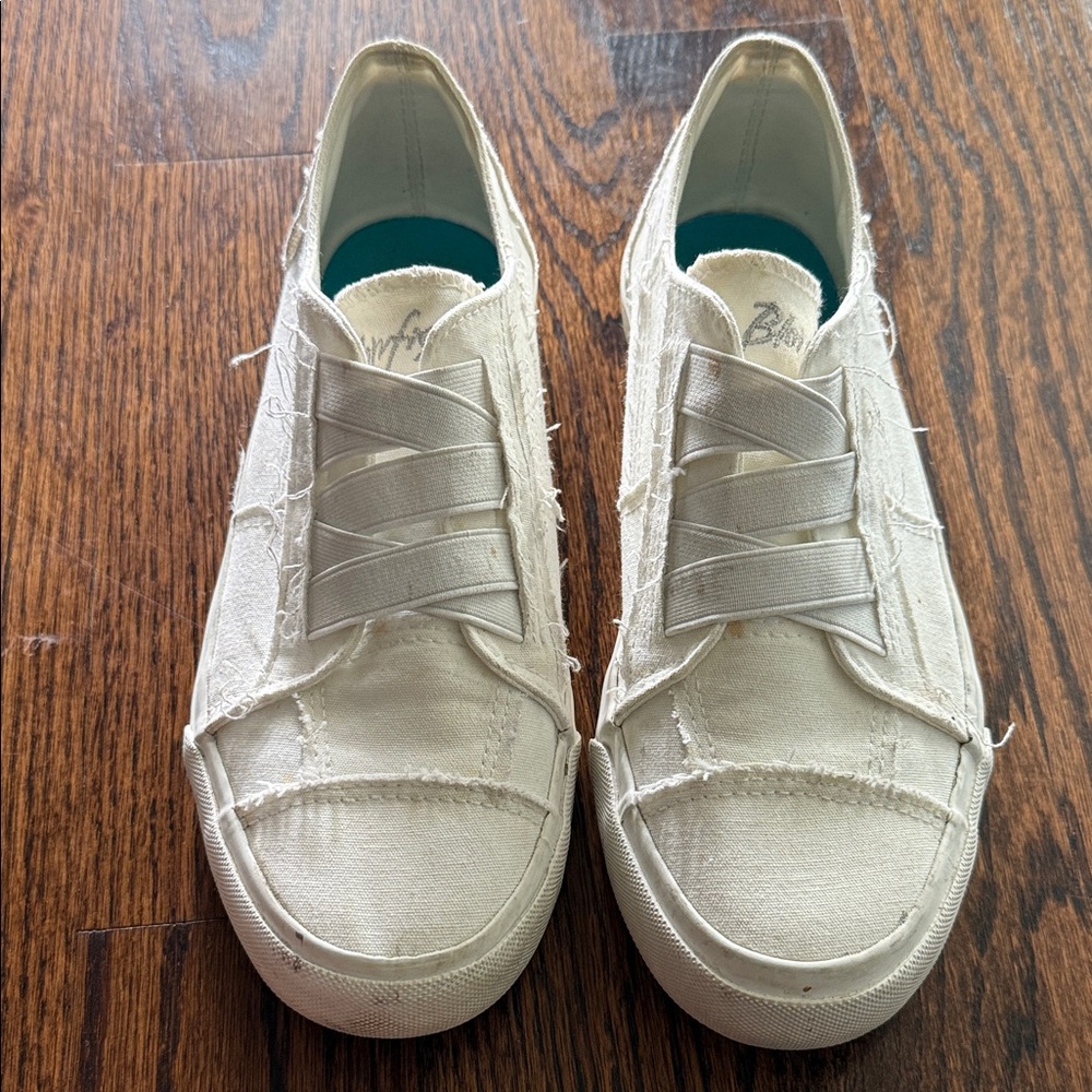 Blowfish White Canvas Shoes